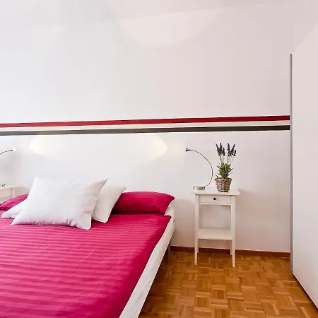 Suite-15 By Interhome Apartament