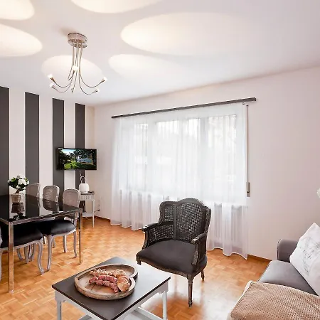 Lejlighed Suite-15 By Interhome